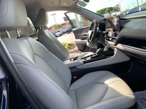 Certified 2024 Toyota Grand Highlander XLE AWD/4WD image 14