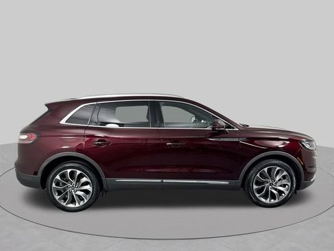 Used 2023 Lincoln Nautilus Reserve AWD/4WD image 36