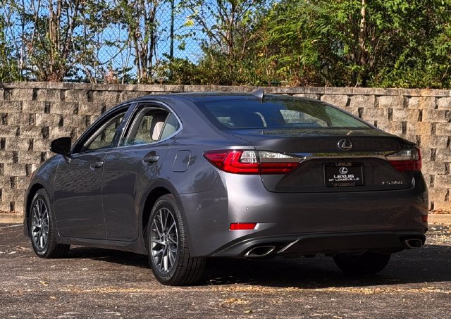 Used 2017 Lexus ES 350 w/ Luxury Package FWD image 8
