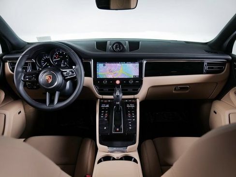 New 2026 Porsche Macan AWD/4WD image 12