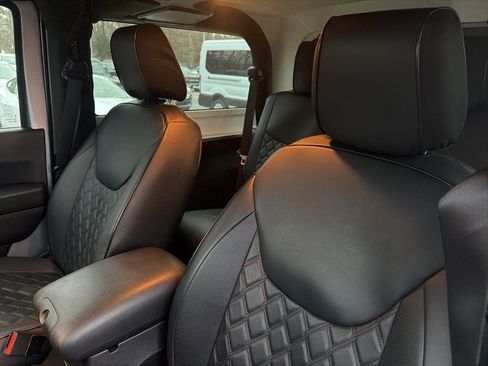 Used 2015 Jeep Wrangler Sport w/ Quick Order Package 24S image 11