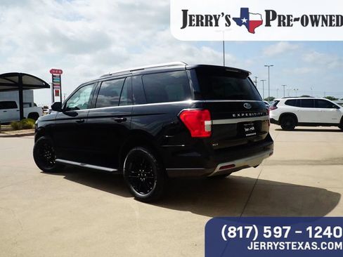 Used 2024 Ford Expedition XLT RWD image 2