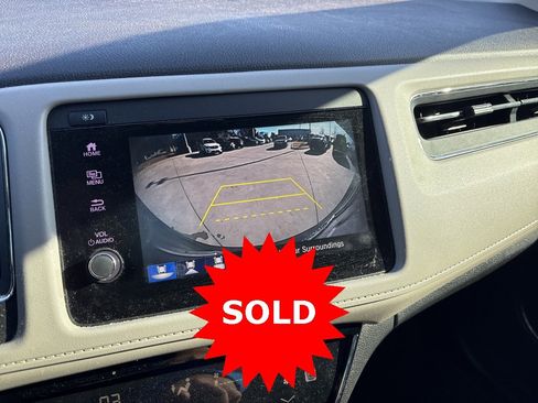 Used 2019 Honda HR-V EX-L image 19