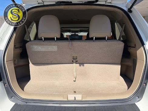 Used 2010 Toyota Highlander SE image 25