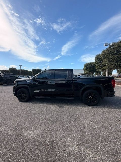 Used 2022 GMC Sierra 1500 Elevation w/ Elevation Premium Package AWD/4WD image 7