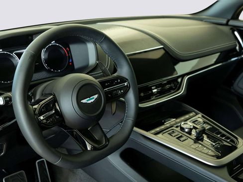 New 2026 Aston Martin DBX 707 image 24