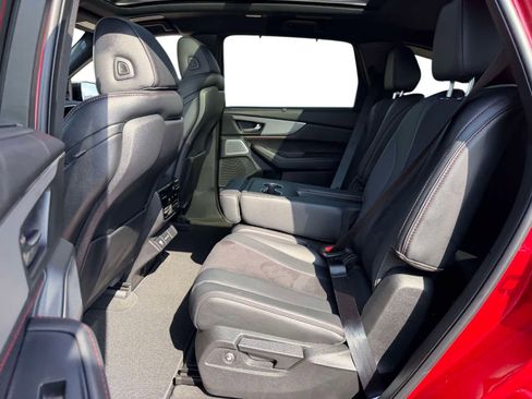 Used 2025 Acura MDX A-Spec image 14