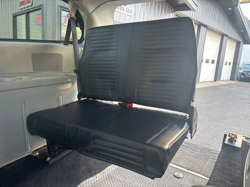 Used 2016 Dodge Grand Caravan SE w/ Quick Order Package 29E SE image 13