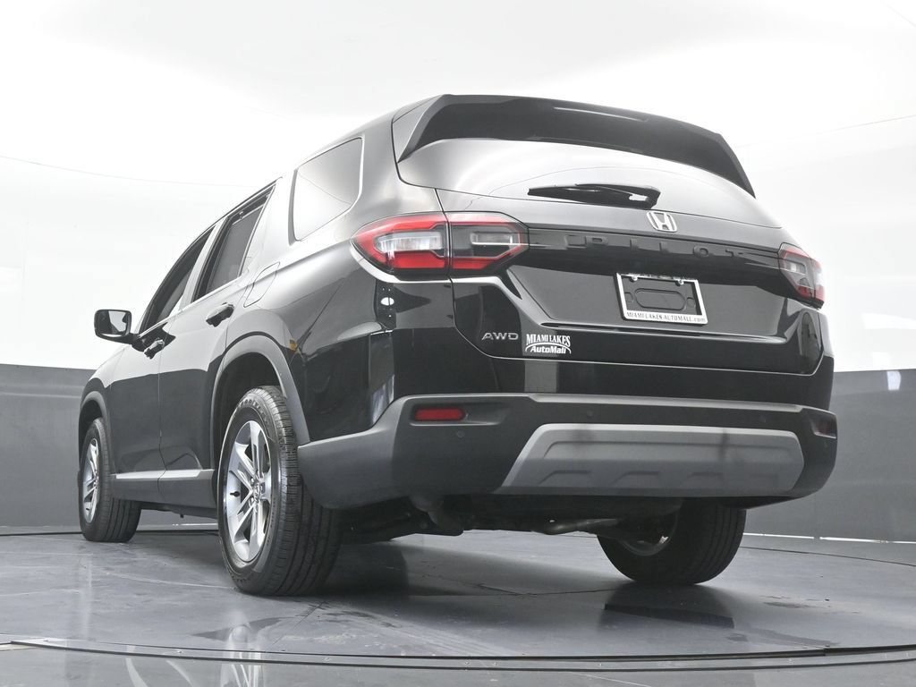Used 2025 Honda Pilot EX-L image 59