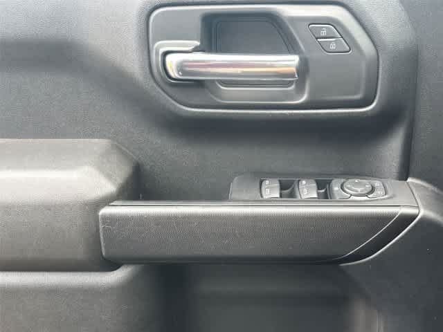 Certified 2023 Chevrolet Silverado 1500 Custom AWD/4WD image 19