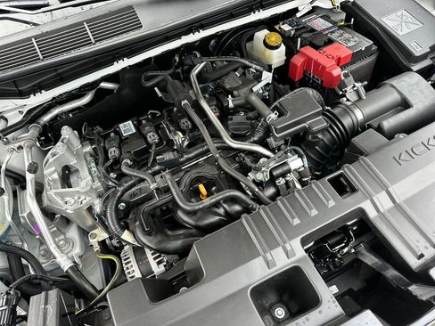 New 2026 Nissan Kicks S image 31