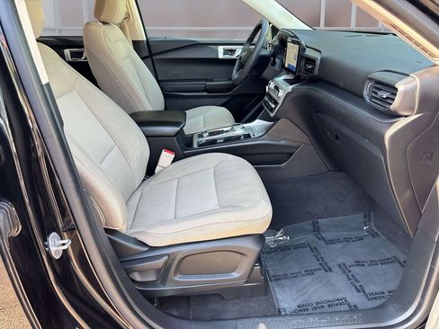 Used 2022 Ford Explorer 4WD image 17