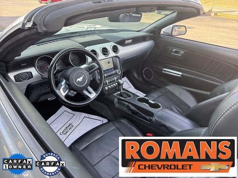 Used 2022 Ford Mustang Premium image 13