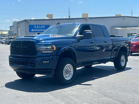 Used 2023 RAM 2500 Limited AWD/4WD image 8