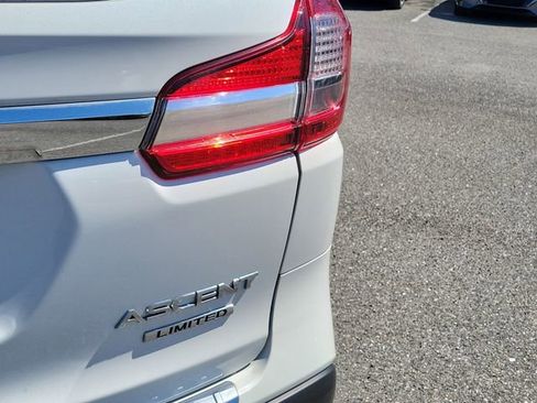 Used 2022 Subaru Ascent Limited w/ Technology Package image 7