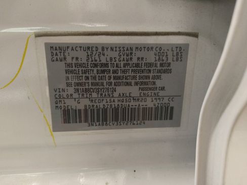 Used 2025 Nissan Sentra SV FWD image 33