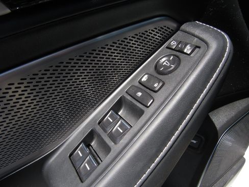 Certified 2023 Acura MDX FWD w/ Technology Package image 24