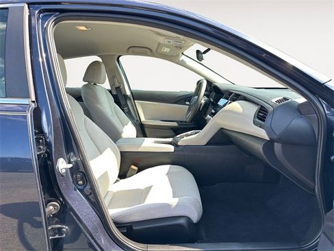 Used 2021 Honda Insight EX image 15