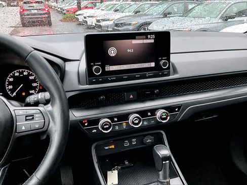 Used 2023 Honda CR-V Sport image 6