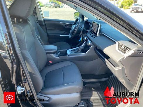 Certified 2025 Toyota RAV4 LE AWD/4WD image 12