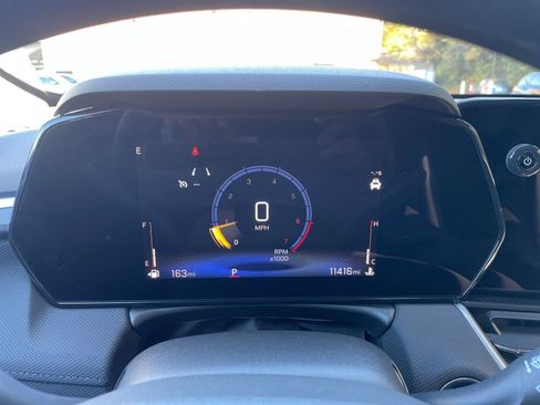 Used 2025 Chevrolet TrailBlazer LT image 36