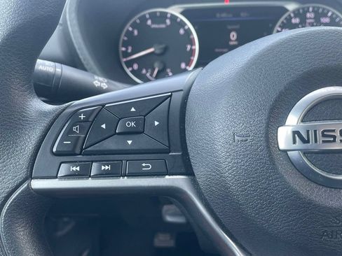Used 2023 Nissan Sentra SV FWD image 19