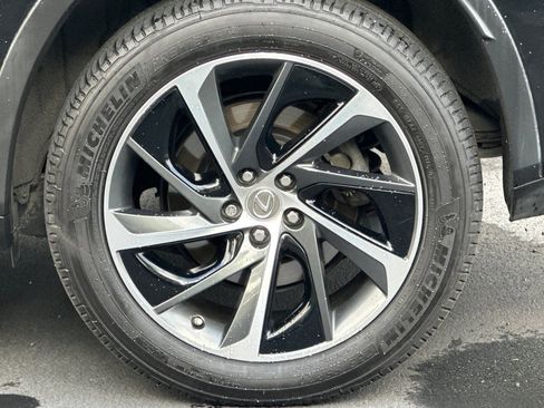 Used 2017 Lexus RX 450h AWD image 38