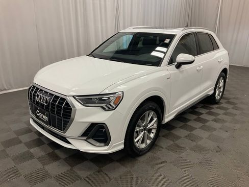 Used 2025 Audi Q3 2.0T Premium image 5