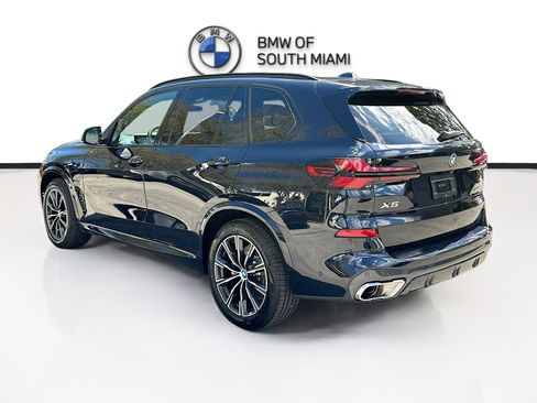 Certified 2025 BMW X5 xDrive50e w/ M Sport Package image 5