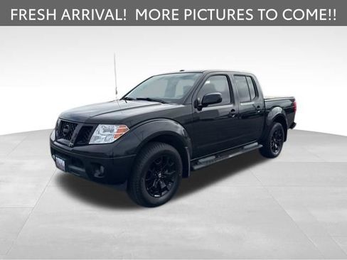 Used 2018 Nissan Frontier SV w/ Value Truck Package AWD/4WD image 1
