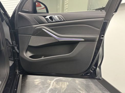Used 2022 BMW X5 M50i w/ Executive Package image 10