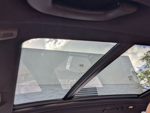 Used 2025 BMW X5 sDrive40i w/ M Sport Package image 20