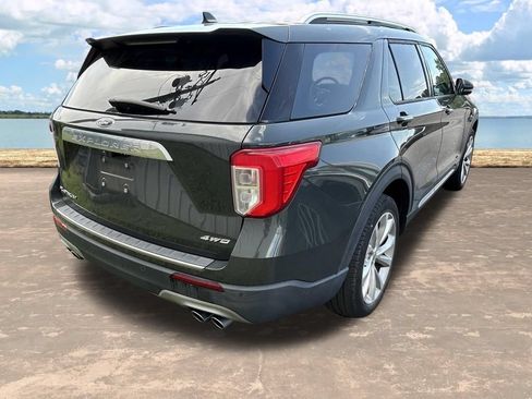 Used 2022 Ford Explorer Platinum w/ Equipment Group 601A AWD/4WD image 9