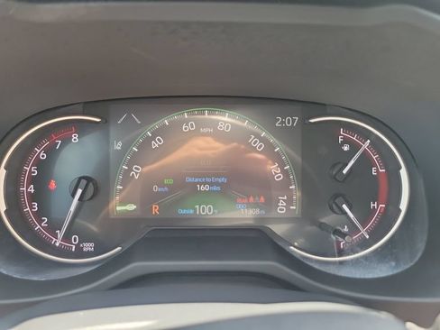 Certified 2024 Toyota RAV4 LE FWD image 22