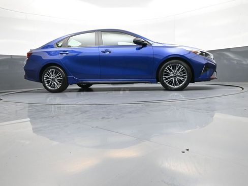 Certified 2024 Kia Forte GT-Line FWD image 27