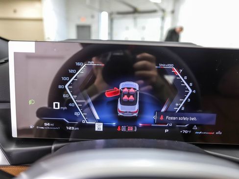 New 2026 BMW 440i xDrive Convertible w/ Premium Package image 14