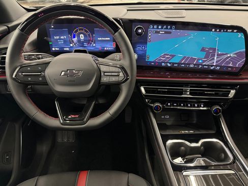 New 2026 Chevrolet Traverse RS AWD/4WD image 14