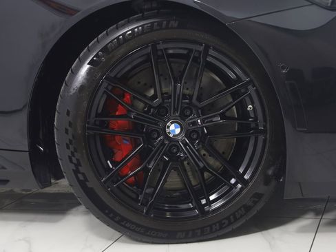 Used 2025 BMW M5 w/ Executive Package image 21