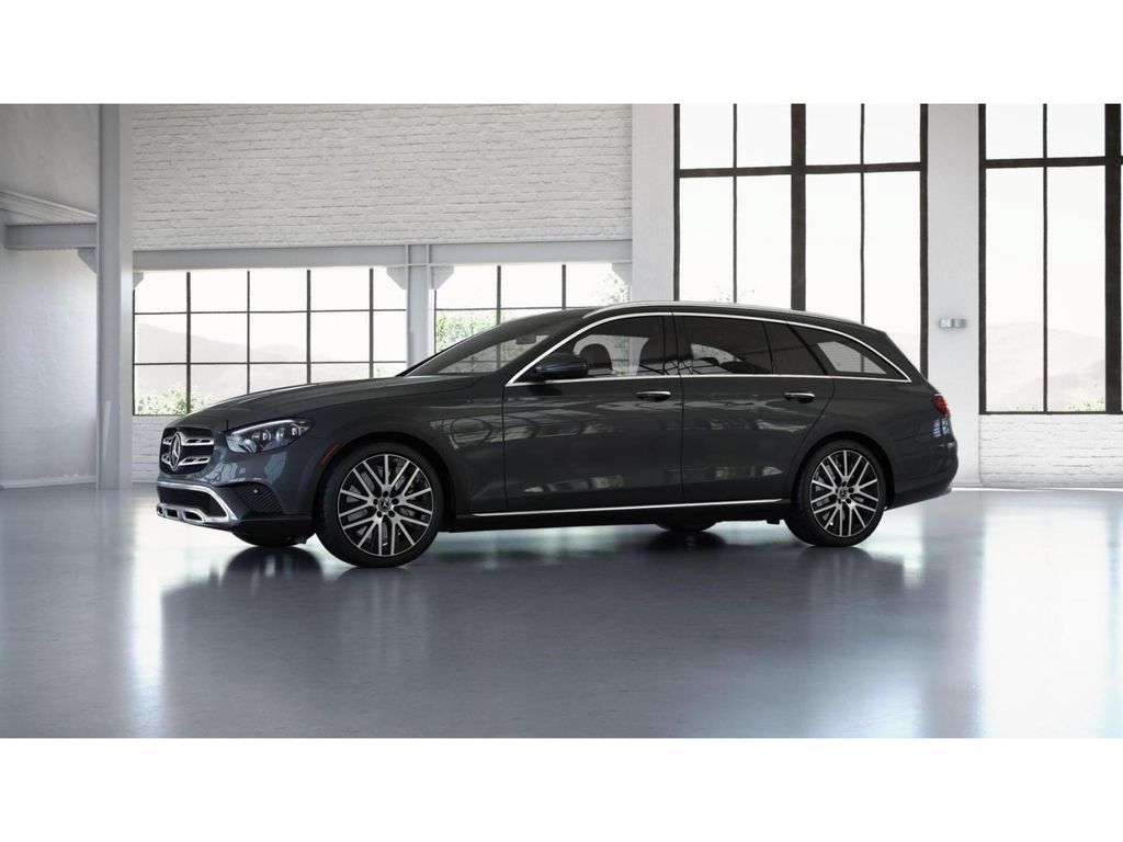 Used 2023 Mercedes-Benz E 450 4MATIC All-Terrain Wagon image 38