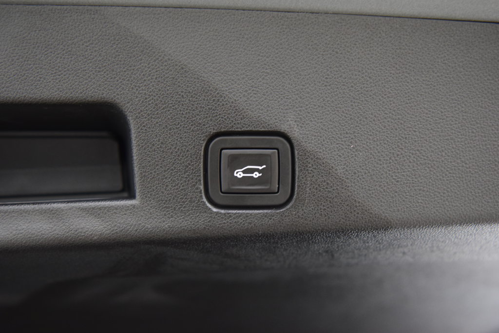 Used 2024 Chevrolet Traverse RS AWD/4WD image 28