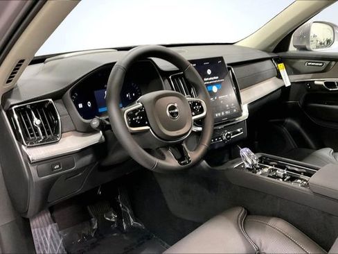 New 2026 Volvo XC90 B6 Ultra w/ Protection Package image 8