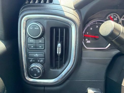 Used 2022 Chevrolet Silverado 3500 LT w/ Remote Start Package AWD/4WD image 18