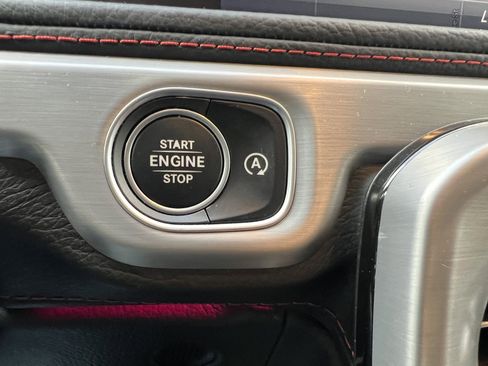 Used 2019 Mercedes-Benz G 550 image 30