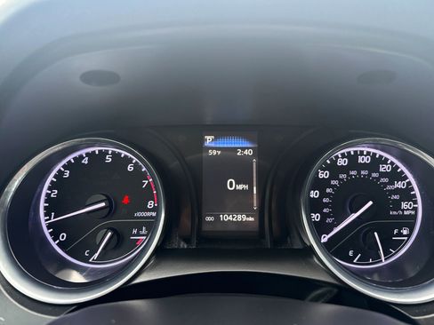 Used 2020 Toyota Camry SE FWD image 20
