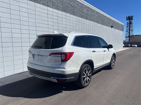 Used 2020 Honda Pilot Elite image 3