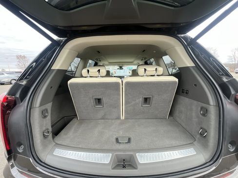 Certified 2020 Cadillac XT6 Premium Luxury image 27