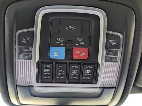 Used 2025 RAM 1500 Limited image 34