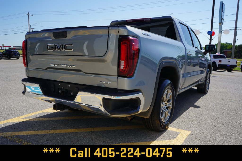 Used 2025 GMC Sierra 1500 SLT AWD/4WD image 12
