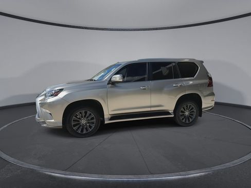 Used 2023 Lexus GX 460 Premium w/ Accessory Package image 5