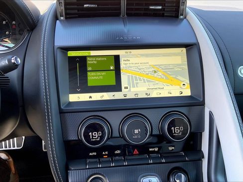 New 2024 Jaguar F-TYPE R-Dynamic image 7